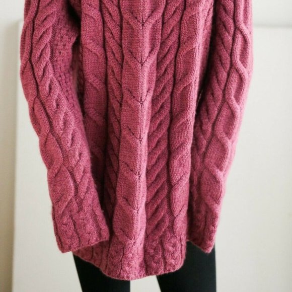 Women's Pink Cable Knit Wool Aran Sweater - Picture 5 of 6